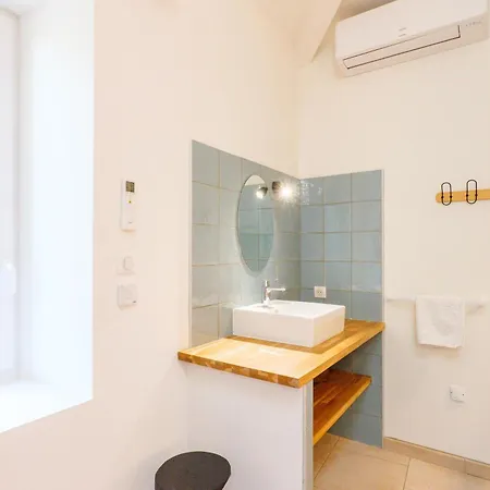 Le Murier Piscine Partagee Apartment Les Vans